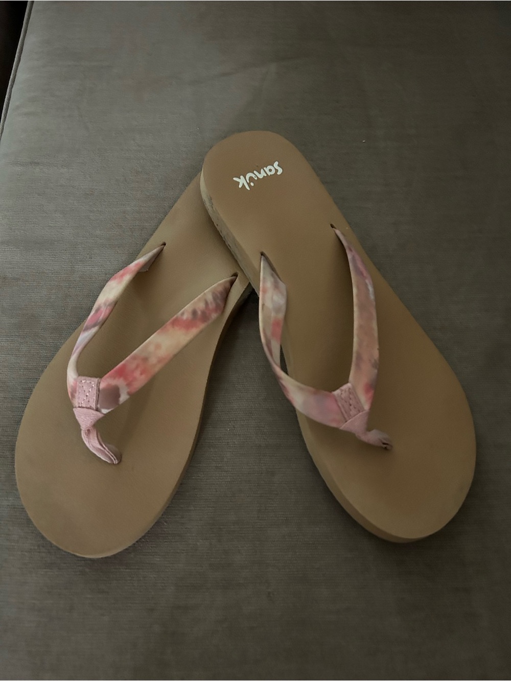Sanuk Women's Pink Tie-Dye Strap Flip Flops with Brown Footbed